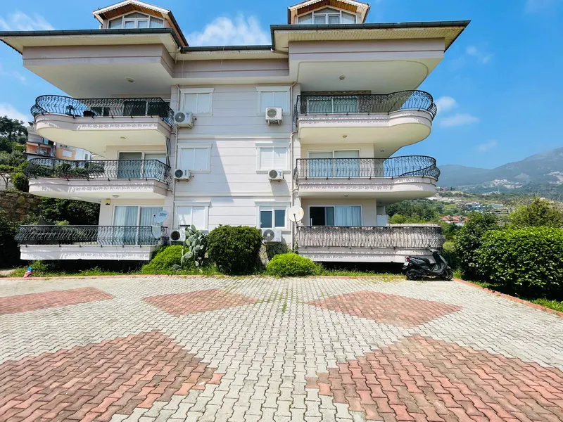 Luxury 2+1 Apartment with Castle & Sea View in Alanya Sugözü
