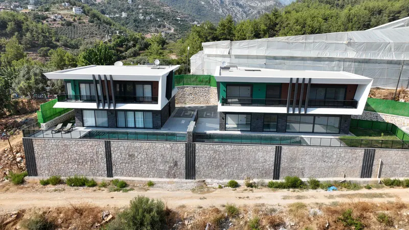 Luxury 4+1 Villa in Alanya Kızılcaşehir 🌅 Sea & Castle View | 🇹🇷 Citizenship Eligible | 🏊‍♂️ Private Pool