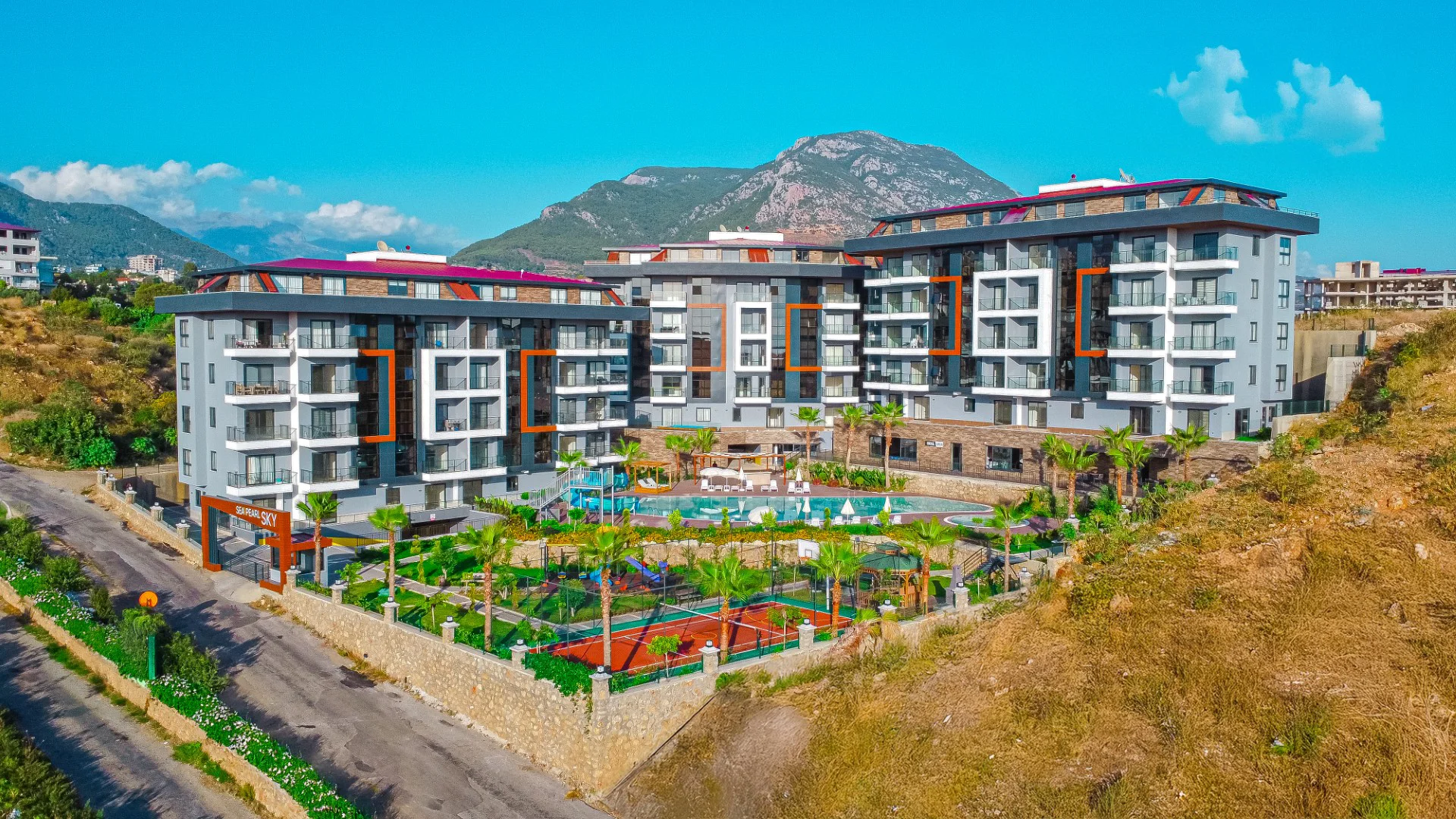 Residential Development (3 Blocks) in Alanya, Antalya