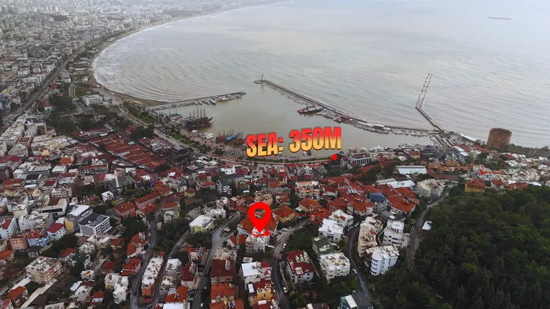 2+1 APARTMENT IN THE CASTLE OF ALANYA NEAR