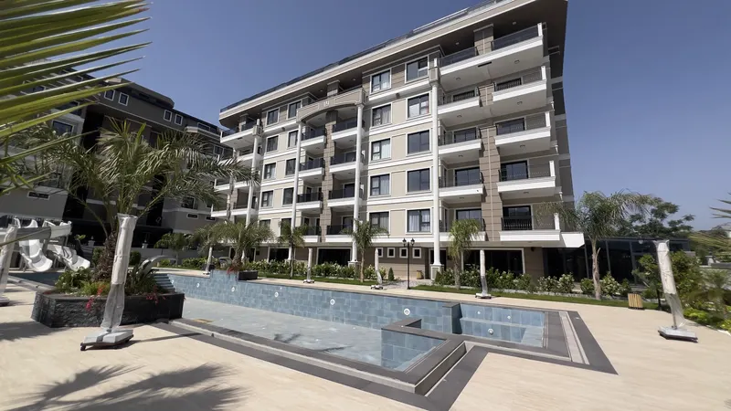 2+1 FOR SALE IN NEW COMLEX NEAR THE SEA KARGICAK ALANYA