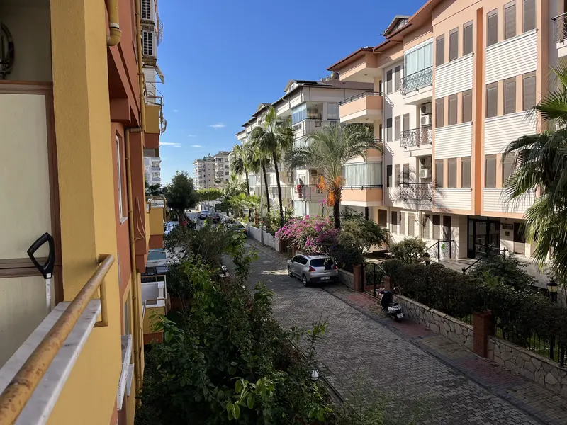 FOR SALE 1+1 IN THE CAN COMPLEX NEAR THE SEA IN OBA ALANYA